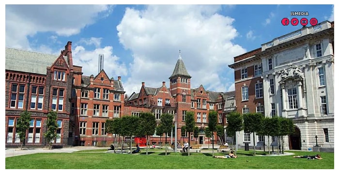 The University of Liverpool Offers International Scholarships Online