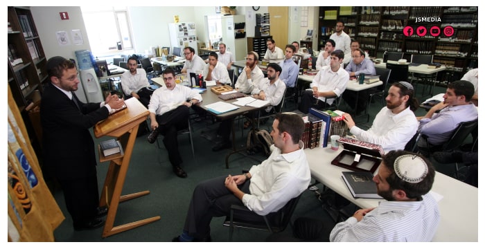 Yeshiva University Offers Online Scholarships For Jewish Students